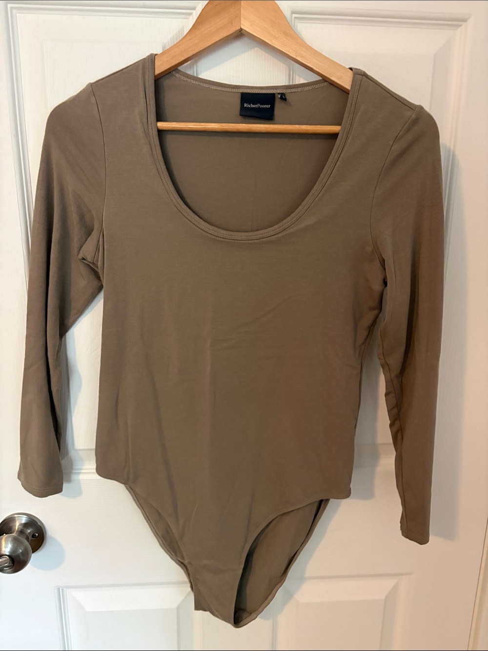 Richer Poorer Long-Sleeve Scoop Neck Bodysuit - Taupe Green